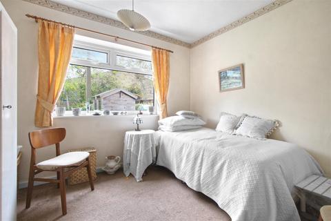 11 Greenall Close, Cheshunt, Waltham Cross, EN8 9HY