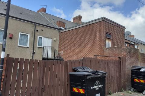 3 bedroom flat for sale, Joan Street, Newcastle upon Tyne NE4