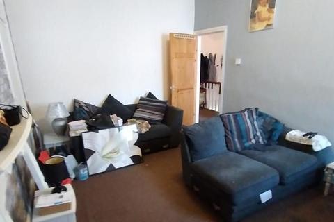 3 bedroom flat for sale, Joan Street, Newcastle upon Tyne NE4