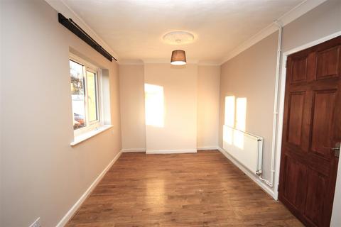 4 bedroom property to rent, Windmill Banks, Rushden NN10