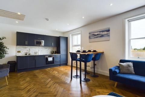 2 bedroom apartment to rent, Fonthill Road, London, N4