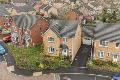 3 bedroom detached house for sale, Ffordd Magnolia, Pontyclun CF72