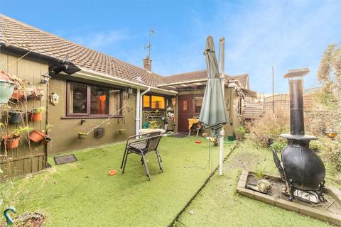 2 bedroom detached bungalow for sale, Fairfield Close, Newport NP18