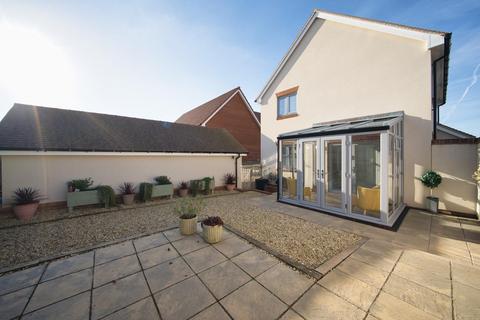 3 bedroom detached house for sale, Immaculately presented nearly new home situated in Congresbury