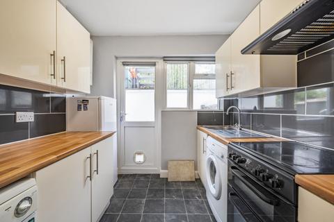 9 The Maisonettes, Cheam, Sutton, SM1 2LQ