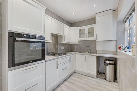 484 Hale Road, Widnes, WA8 8XQ