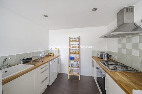 2 bedroom apartment to rent, Englands Lane Belsize Park NW3