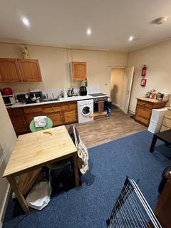 2 bedroom flat to rent, The Mall, Bristol BS8