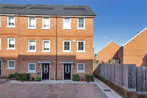 3 bedroom end of terrace house for sale, Woodland Road, Dunton Green, Sevenoaks, Kent, TN14