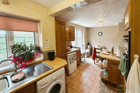 2 bedroom terraced house for sale, Bourne Close, Lincoln LN6