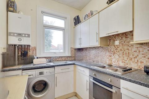 1 bedroom apartment for sale, Westbourne Grove, Westcliff-on-sea, SS0