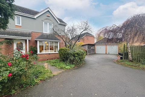 4 bedroom detached house for sale, Chestnut Lane, Kingsnorth, Ashford