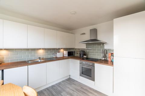 2 bedroom flat for sale, Fair a Far, Edinburgh EH4