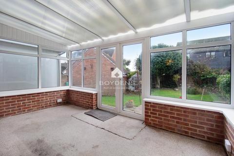 3 bedroom detached house for sale, Barbel Road, Colchester CO4