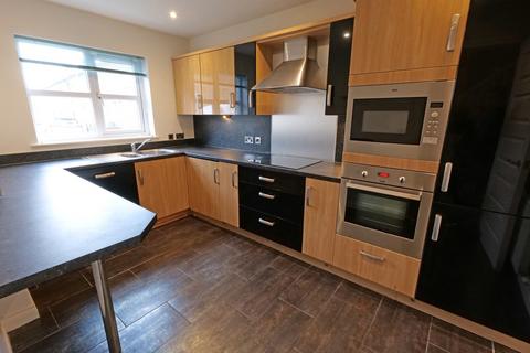 2 bedroom townhouse for sale, Carr Road, Barnoldswick, BB18