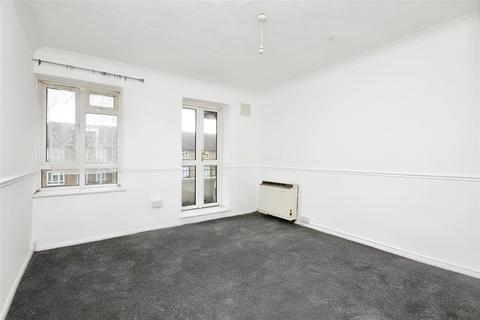 1 bedroom apartment to rent, Braintree Road, Dagenham, RM10