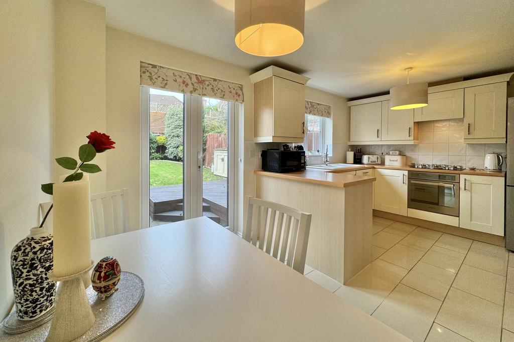 Kitchen/Breakfast Room