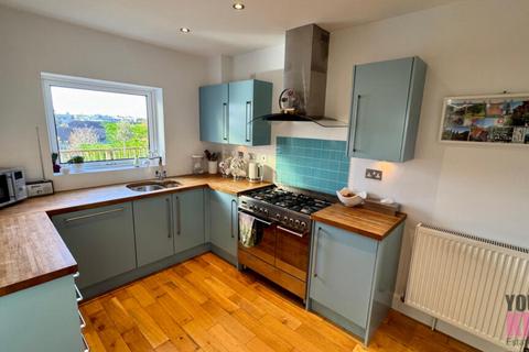 81 Downs Road, Folkestone, CT19 5PS