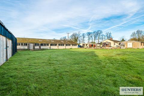 4 bedroom detached bungalow for sale, Main Street, West Haddlesey, Selby