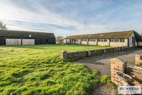 4 bedroom detached bungalow for sale, Main Street, West Haddlesey, Selby