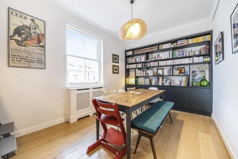 3 bedroom flat for sale, Porchester Square, Bayswater