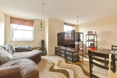 2 bedroom apartment for sale, Hemnall Street, Epping, Essex