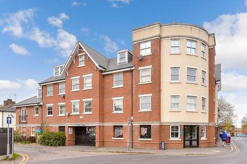 2 bedroom apartment for sale, Hemnall Street, Epping, Essex