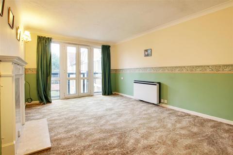 1 bedroom retirement property for sale, Edwards Court, Turners Hill, Waltham Cross