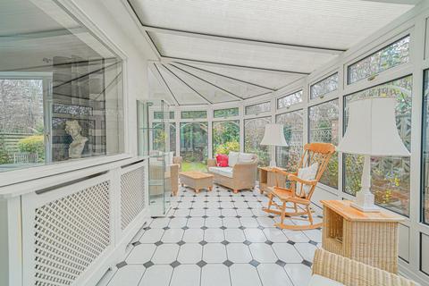 48 Broadfern Road, Knowle, Solihull, B93 9DD