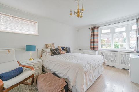 48 Broadfern Road, Knowle, Solihull, B93 9DD