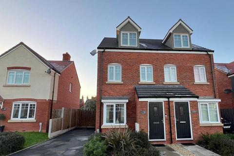 3 bedroom semi-detached house for sale, Longlands Avenue, Stourbridge, DY8 3TU