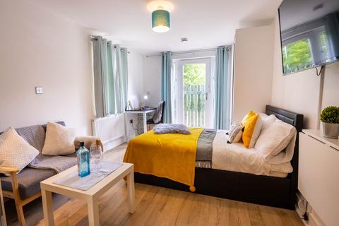 1 bedroom house to rent, Giles Lane, Canterbury, Kent