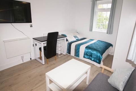 1 bedroom house to rent, Woodland Way, Canterbury, Kent