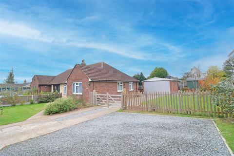 3 bedroom semi-detached bungalow for sale, Peverel Avenue, Hatfield Peverel, Chelmsford