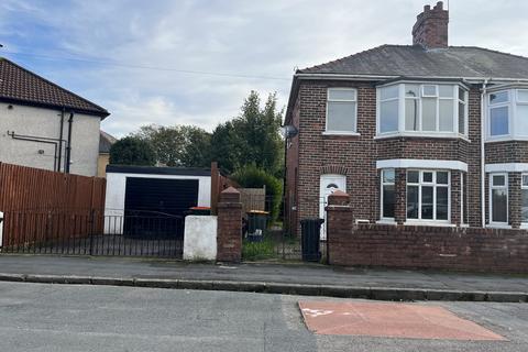 3 bedroom semi-detached house to rent, Conway Road, Newport,