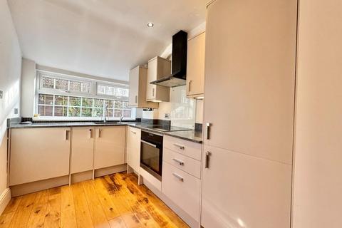 2 bedroom terraced house for sale, Knutsford Road, Wilmslow