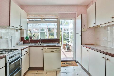 4 bedroom bungalow for sale, Dulsie Road, Bournemouth BH3