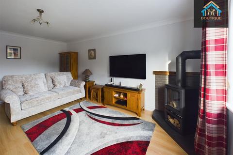 1 Aspen Close, Pickering, YO18 8TJ