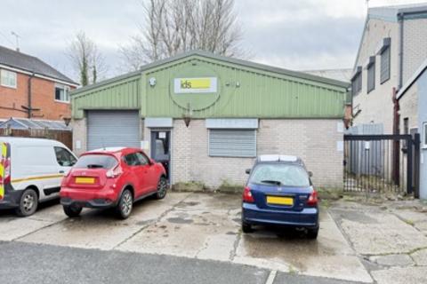 Industrial unit to rent, Whalley Street, Bamber Bridge, Preston, Lancashire