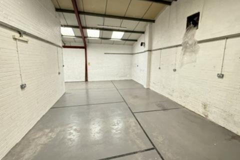 Industrial unit to rent, Whalley Street, Bamber Bridge, Preston, Lancashire