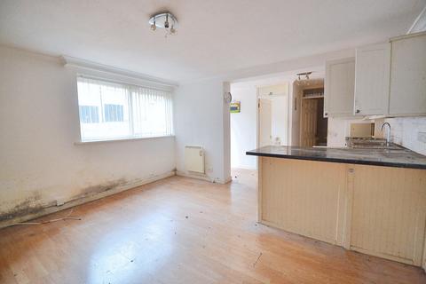 1 bedroom flat for sale, Winchester