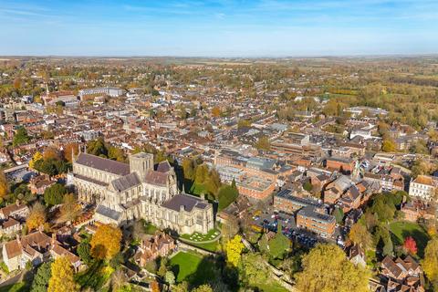 1 bedroom flat for sale, Winchester