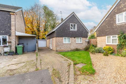 2 bedroom detached bungalow to rent, The Paddocks, Norwich, NR6