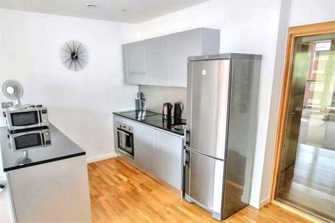 2 bedroom flat for sale, 62 Close, Newcastle upon Tyne, Tyne and Wear, NE1 3RJ