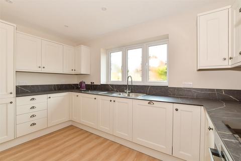 2 bedroom chalet for sale, Barleycroft, Cowfold, Horsham, West Sussex