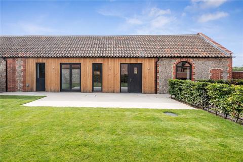 2 bedroom bungalow for sale, 2 Laurel Farm Barns, Hall Road, Crossdale Street, Northrepps, Cromer, NR27