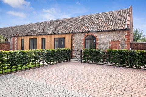 2 bedroom bungalow for sale, 2 Laurel Farm Barns, Hall Road, Crossdale Street, Northrepps, Cromer, NR27