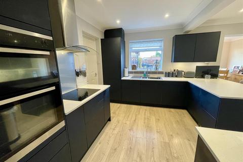8 Conyers Close, Darlington, DL3 9DD