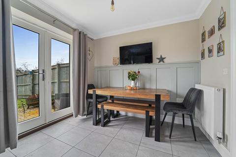 6 Fox Earth Close, Capel St Mary, Ipswich, IP9 2PF