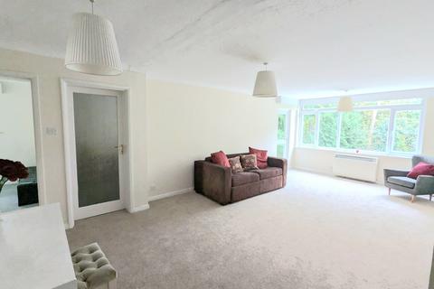 2 bedroom flat to rent, The Avenue, Poole BH13